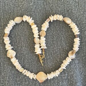 Elegant Sea Shells Necklace